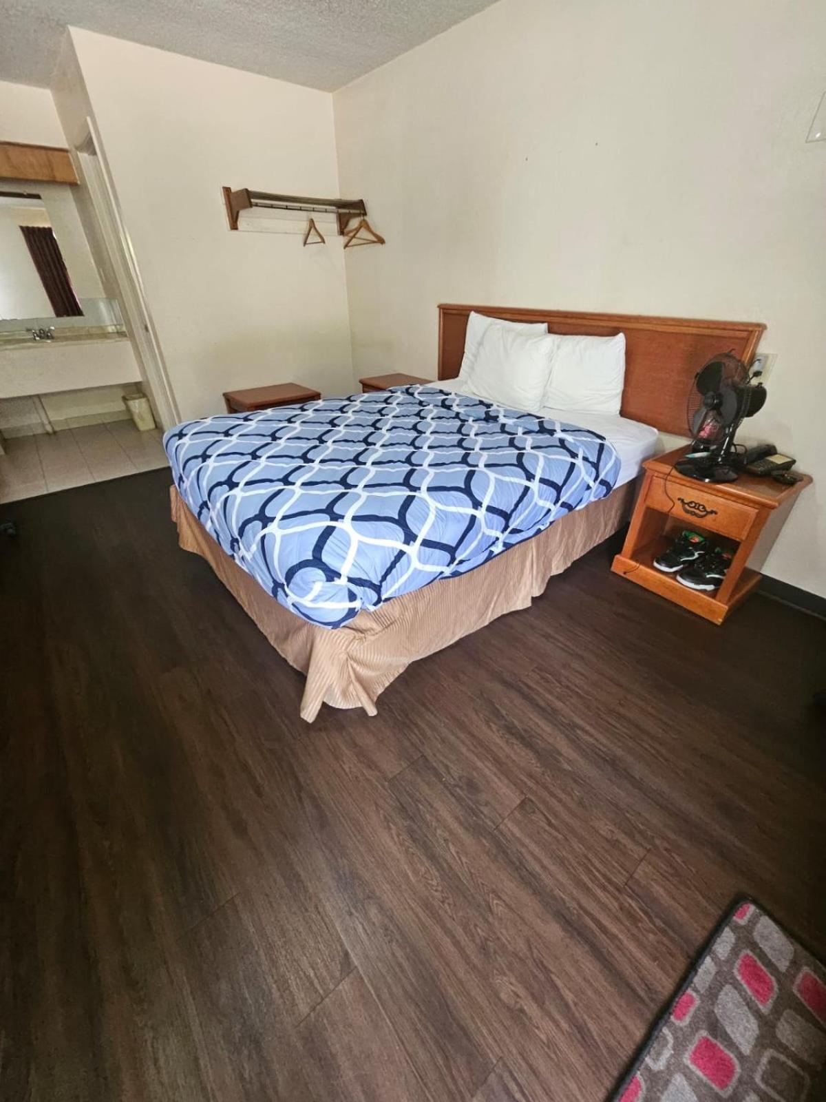 Regency Inn Jewett ภายนอก รูปภาพ