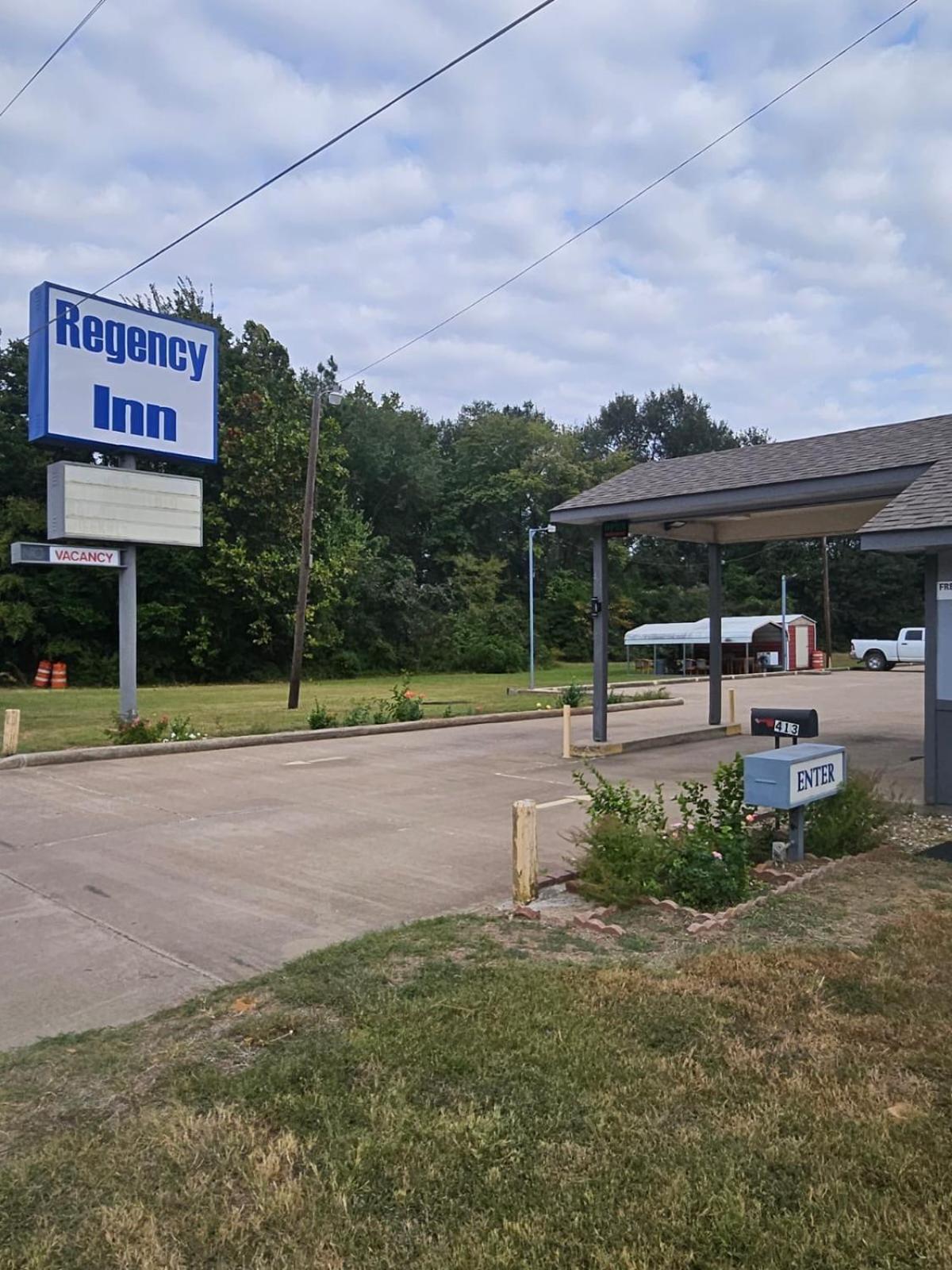 Regency Inn Jewett ภายนอก รูปภาพ